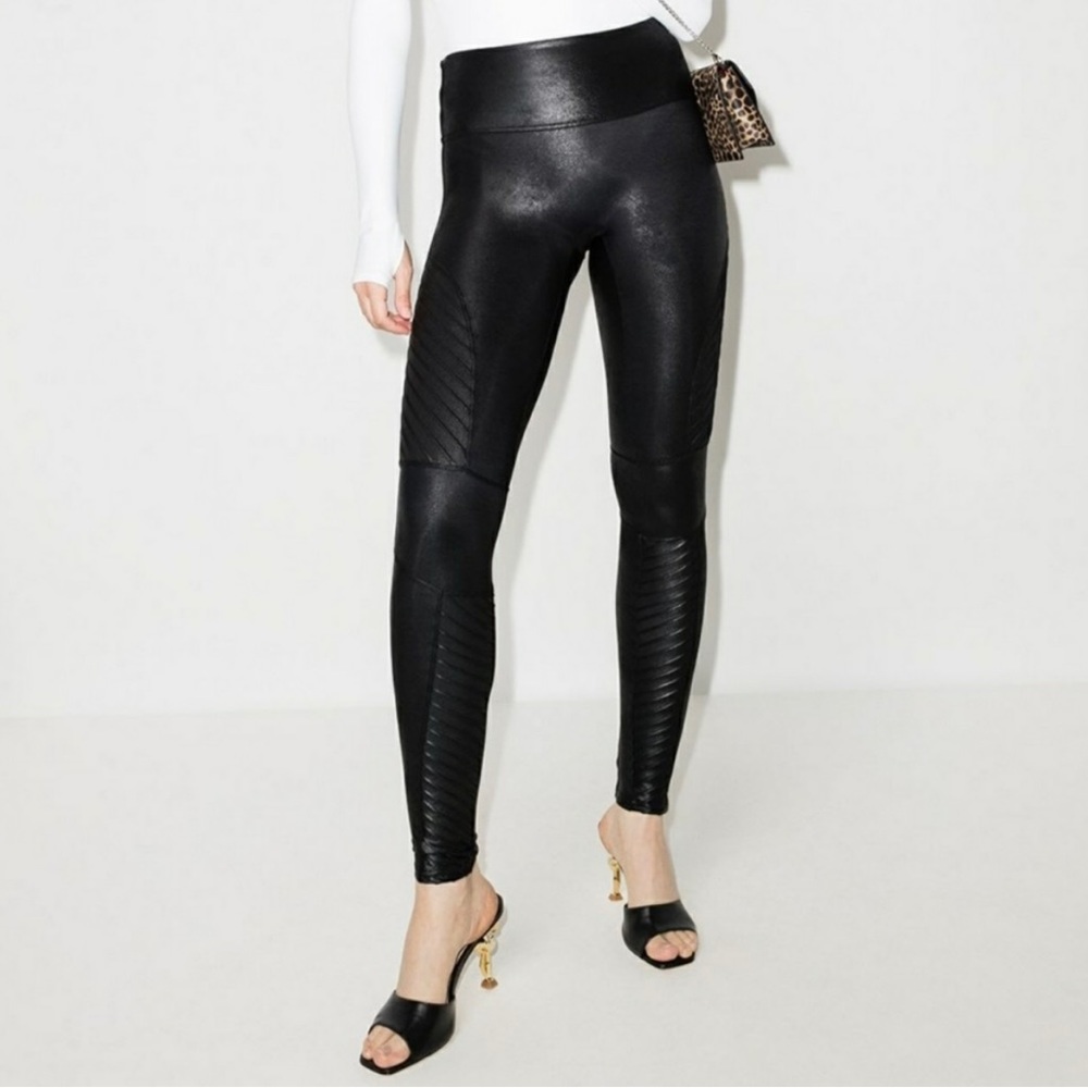 SPANX Sara Blakely black Moto leggings